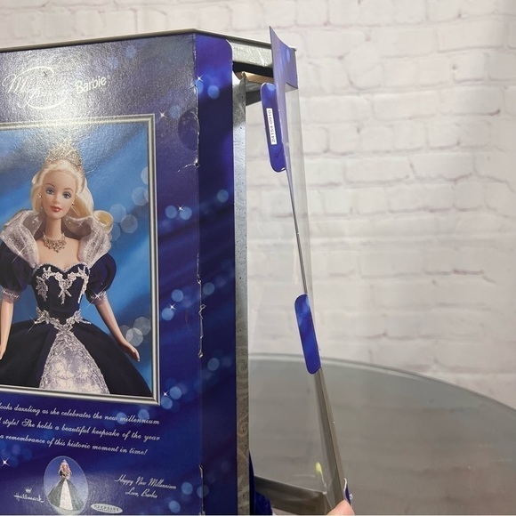 BARBIE special millennium edition Collectible doll EUC - Picture 6 of 14